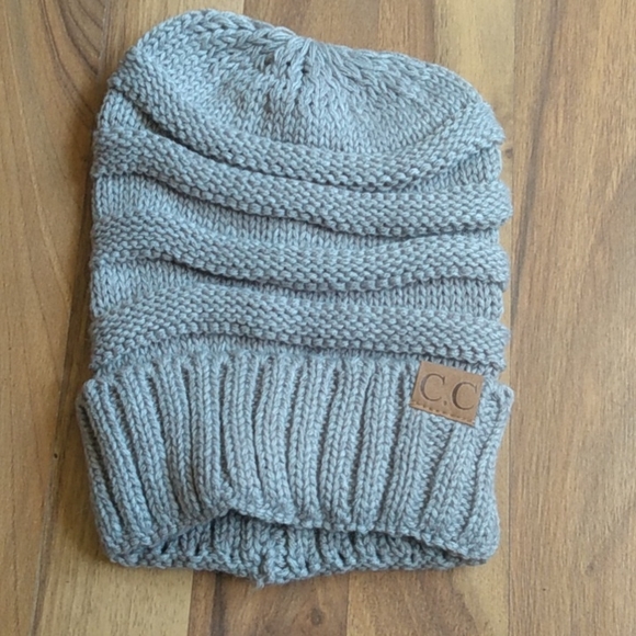 Brand new women's C.C beanie - Picture 1 of 1
